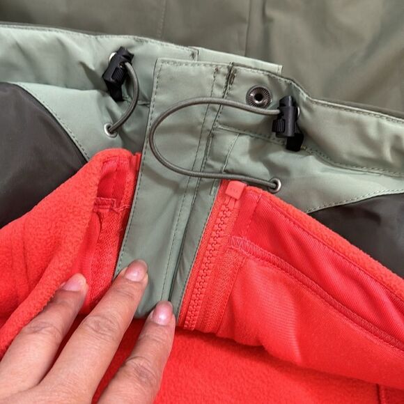 The North Face 3 in 1 triclimate women’s Army Green Orange winter jacket size L - Picture 13 of 16